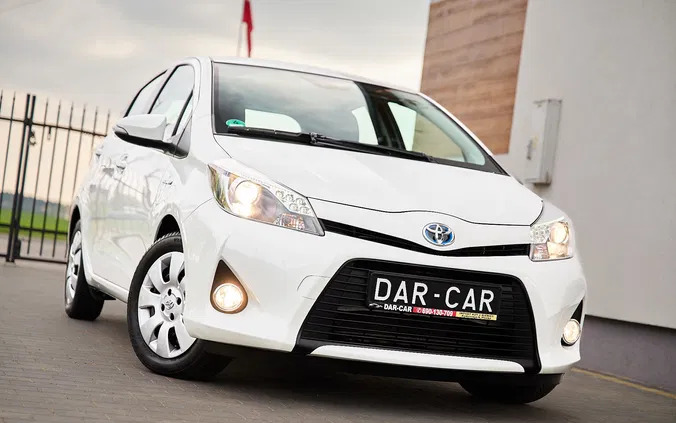 ostróda Toyota Yaris cena 41900 przebieg: 83985, rok produkcji 2012 z Ostróda